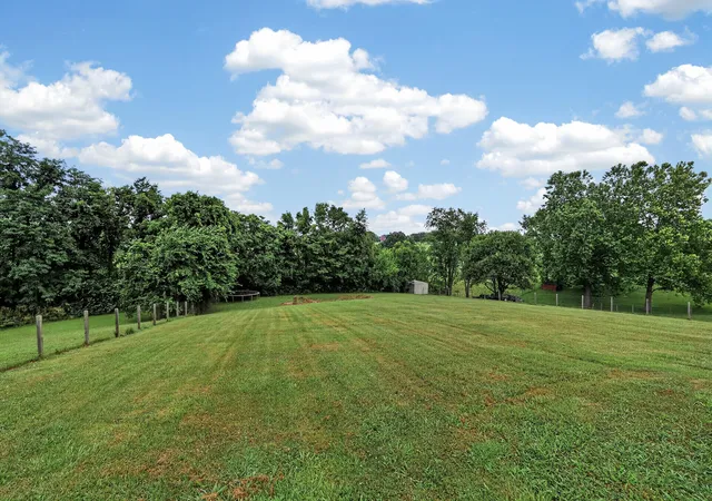 Homes for sale in Independence, KY | 1872 Bird Rd, Independence, KY 41051 | MLS# 644365