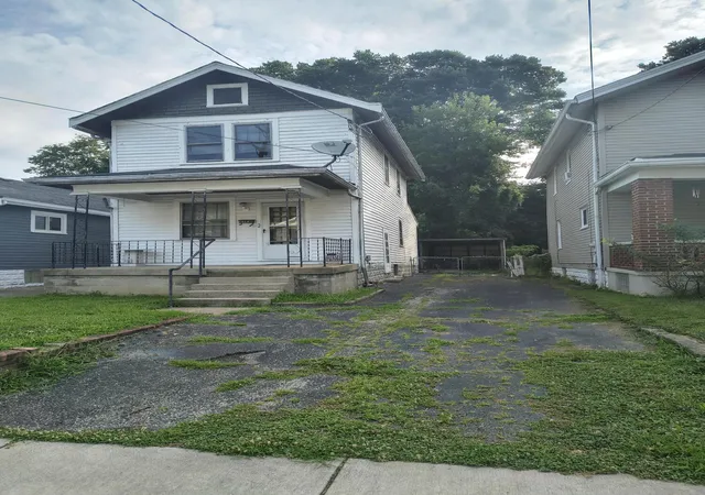 Homes for sale in Covington, KY | 1616 Euclid Ave, Covington, KY 41014 | MLS# 644498