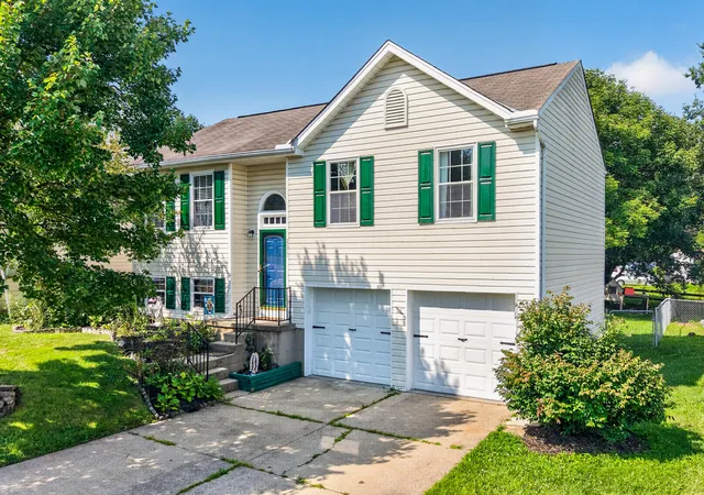 1st image of 2677 Larch Ct, Covington, KY 41017 | MLS# 645453