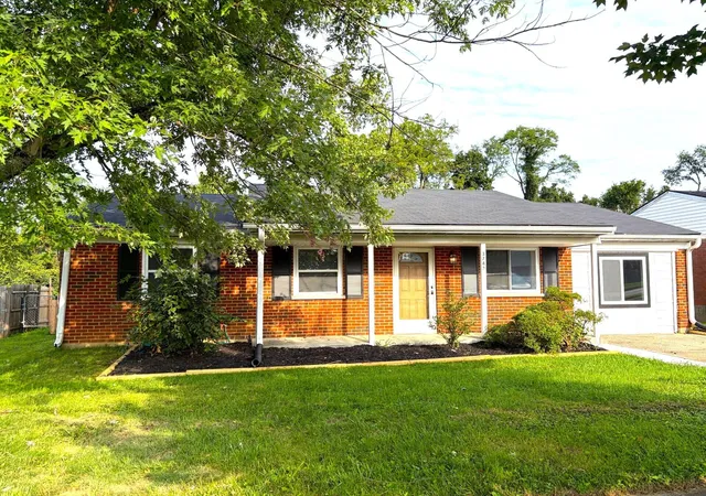 Photo 1 of Sale Pending at 3742 Autumn Rd, Elsmere, KY 41018 | MLS# 645757 | Listing updated on 2026-08-22