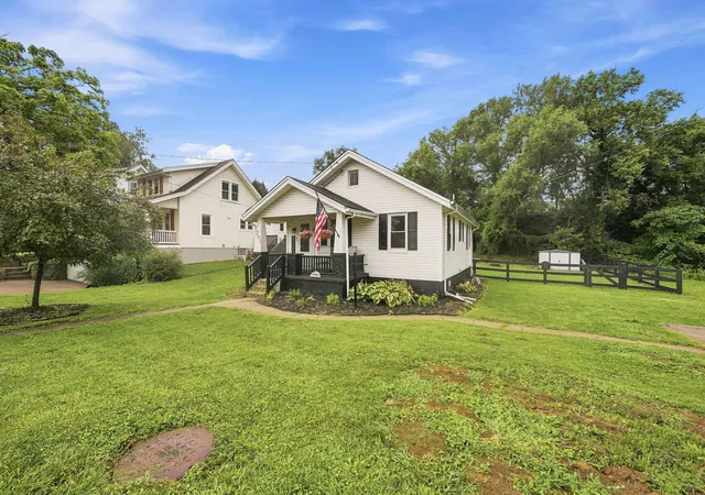 1st image of 201 Sunset Ave, Erlanger, KY 41018 | MLS# 644905