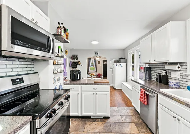 3rd image of 201 Sunset Ave, Erlanger, KY 41018 | MLS# 644905