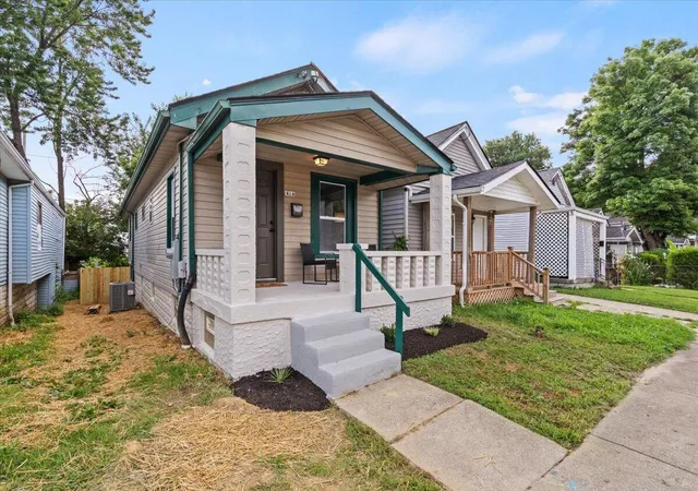 1st image of 2416 Herman St, Covington, KY 41014 | MLS# 644450