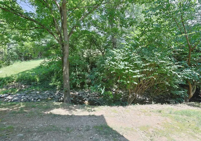 Homes for sale in Crescent Springs, KY | 2123 Clareglen Dr #103, Crescent Springs, KY 41017 | MLS# 644410