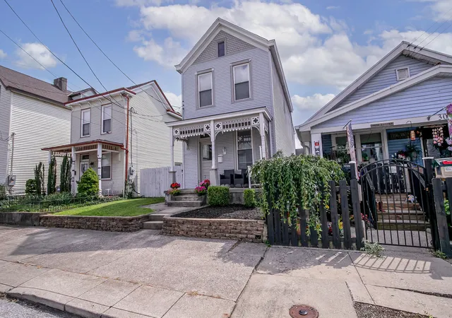 Homes for sale in Bellevue, KY | 310 Foote Ave, Bellevue, KY 41073 | MLS# 644435