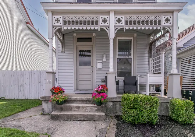 Homes for sale in Bellevue, KY | 310 Foote Ave, Bellevue, KY 41073 | MLS# 644435