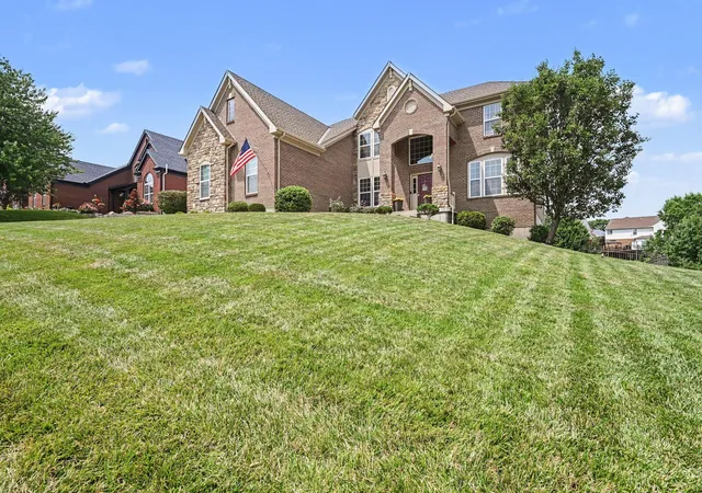 3rd image of 2104 Wyndham Wy, Union, KY 41091 | MLS# 644497