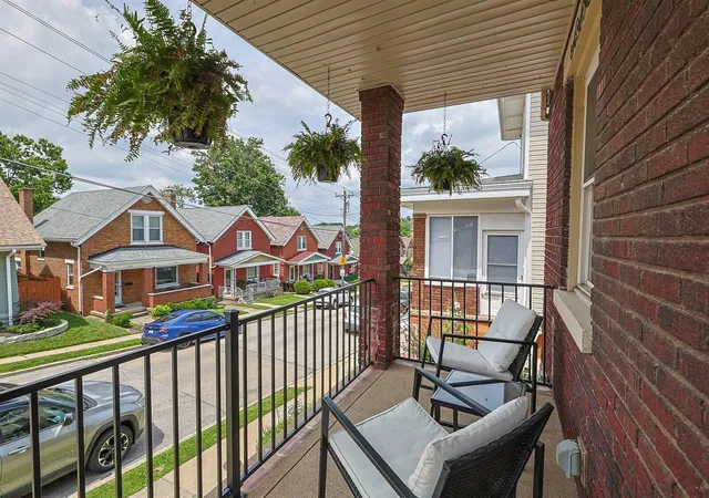 Homes for sale in Newport, KY | 64 16Th St, Newport, KY 41071 | MLS# 644481