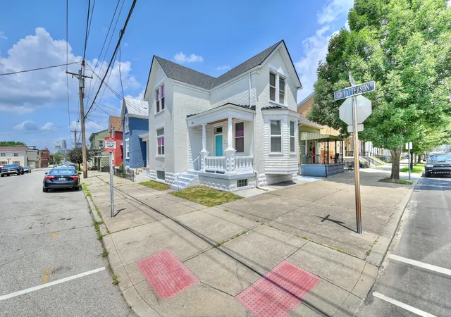Homes for sale in Newport, KY | 939 Patterson St, Newport, KY 41071 | MLS# 644516