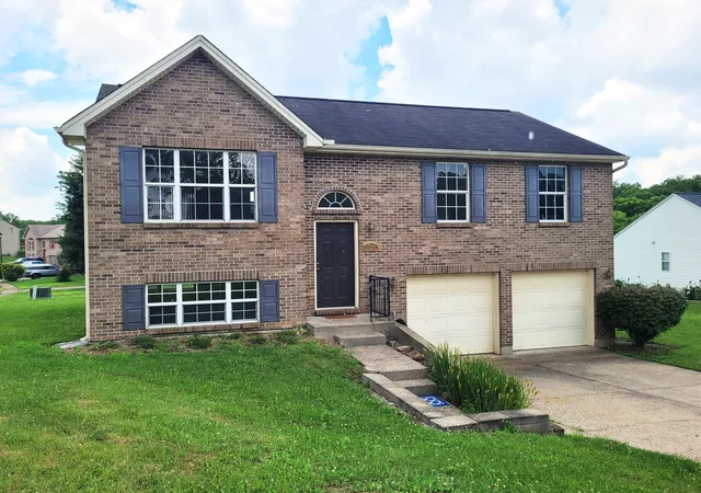 Homes for sale in Independence, KY | 1105 Stonewallridge Dr, Independence, KY 41051 | MLS# 644458