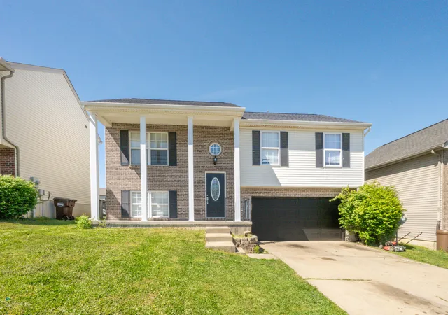 Homes for sale in Independence, KY | 559 Astoria Ct, Independence, KY 41051 | MLS# 644460