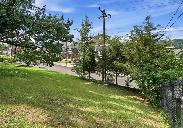 Homes for sale in Dayton, KY | 1132 5Th Ave, Dayton, KY 41074 | MLS# 644633