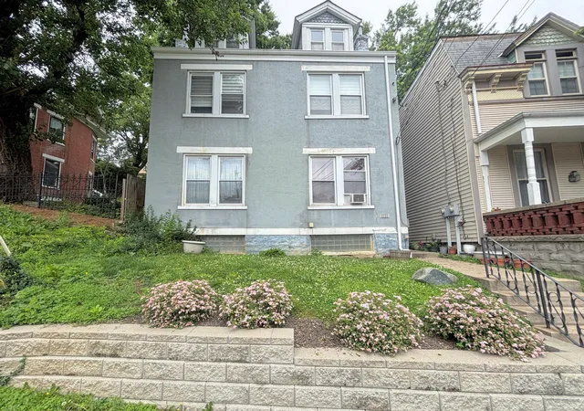 Homes for sale in Newport, KY | 1111 Park Ave, Newport, KY 41071 | MLS# 644488