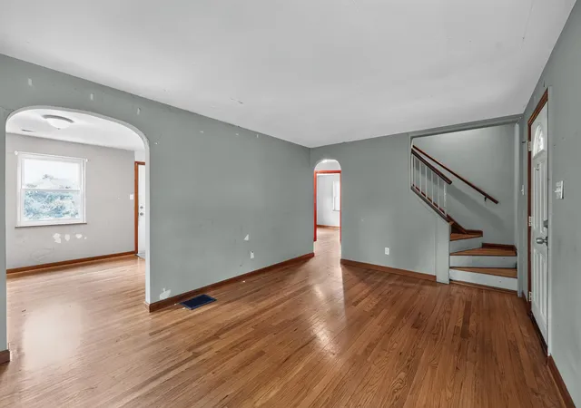 3rd image of 43 Linwood Ave, Erlanger, KY 41018 | MLS# 644710