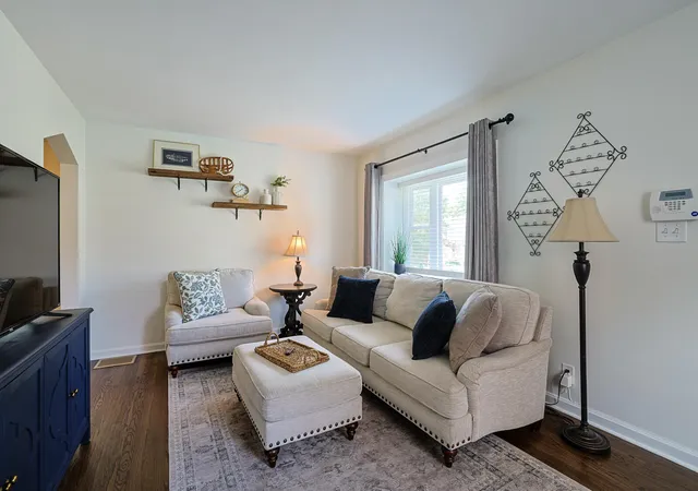 3rd image of 30 E Lakeside Ave, Lakeside Park, KY 41017 | MLS# 644576