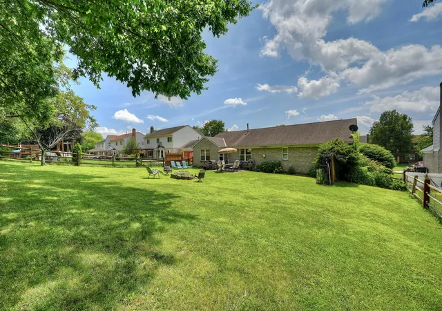 Homes for sale in Florence, KY | 8436 Woodcreek Dr, Florence, KY 41042 | MLS# 644555