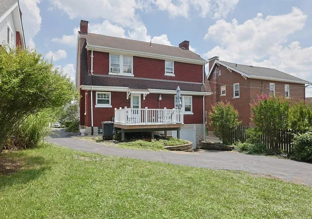 Homes for sale in Fort Thomas, KY | 1131 Highland Ave, Fort Thomas, KY 41075 | MLS# 644564