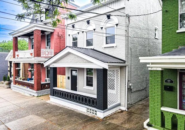 Homes for sale in Covington, KY | 1124 Lee St, Covington, KY 41011 | MLS# 644593