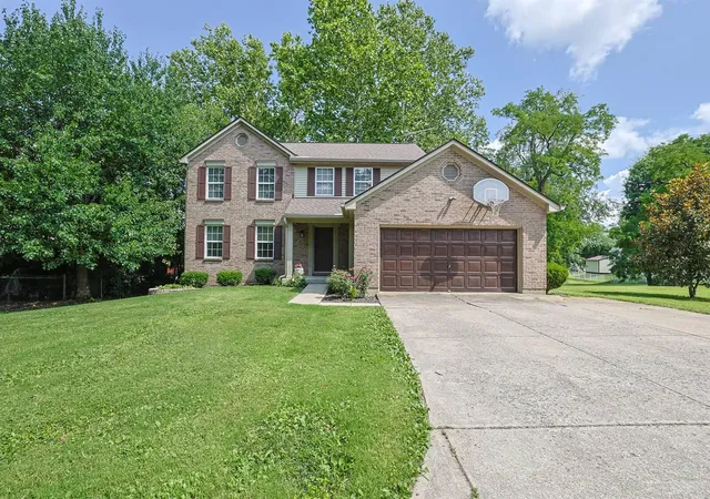 Homes for sale in Florence, KY | 6502 Blossomwood Ct, Florence, KY 41042 | MLS# 644599