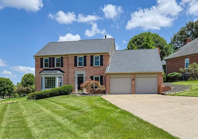 Photo 2 of Single family home for sale at 1009 Riverview Farm Pl, Ft Mitchell, KY 41017 | MLS# 644626 | Listing updated on 2026-08-31