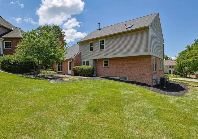 Photo 39 of Single family home for sale at 1009 Riverview Farm Pl, Ft Mitchell, KY 41017 | MLS# 644626 | Listing updated on 2026-08-31