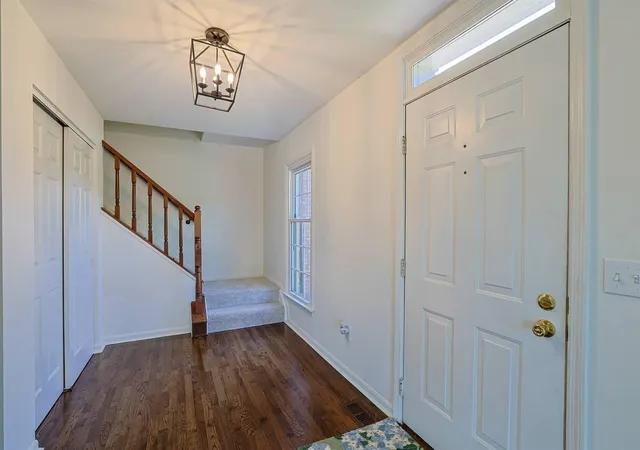 Photo 3 of Single family home for sale at 1009 Riverview Farm Pl, Ft Mitchell, KY 41017 | MLS# 644626 | Listing updated on 2026-08-31