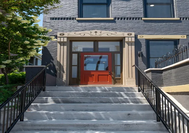 Photo 3 of Single family home for sale at 801 Scott St, Covington, KY 41011 | MLS# 644776 | Listing updated on 2026-07-20