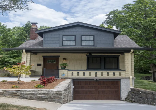 1st image of 2308 Greenup St, Covington, KY 41014 | MLS# 645082