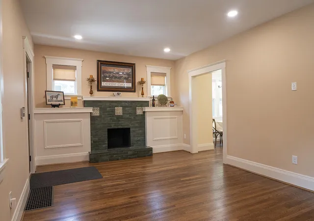 5th image of 2308 Greenup St, Covington, KY 41014 | MLS# 645082