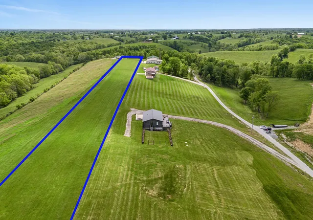 Photo 2 of Single family home for sale at 60 Pilots Dream Dr, Dry Ridge, KY 41035 | MLS# 644677 | Listing updated on 2026-08-28