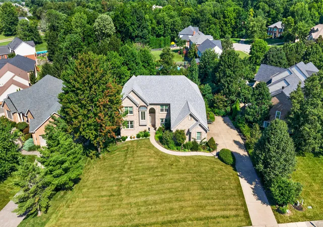 Photo 3 of Sale Pending at 10642 Aspen Pl, Union, KY 41091 | MLS# 644655 | Listing updated on 2026-08-17