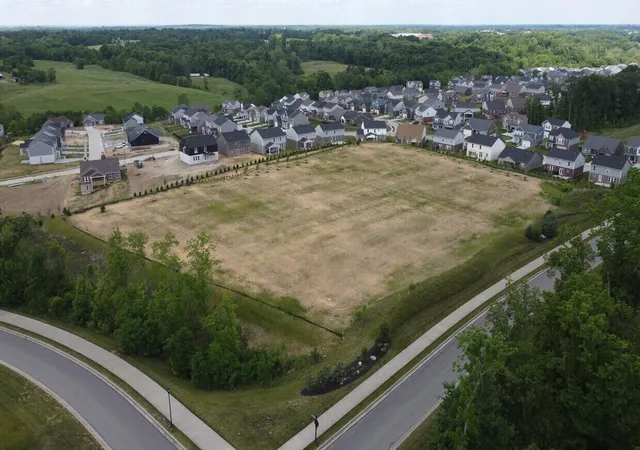 4th image of 6201 Ballyshannon Dr, Union, KY 41091 | MLS# 644634