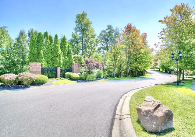 Homes for sale in Burlington, KY | 5032 Nelson Ln, Burlington, KY 41005 | MLS# 644648