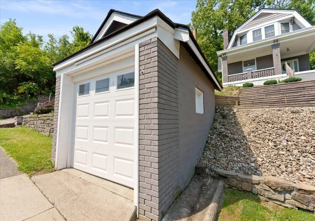 2nd image of 6 Summer Hill Ave, Newport, KY 41071 | MLS# 644955