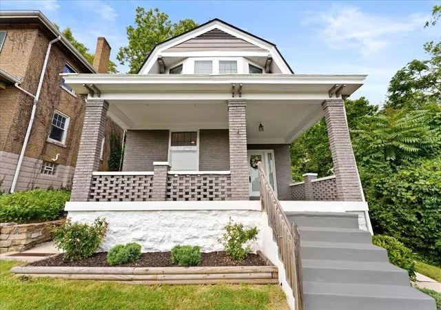 Photo 3 of Single family home for sale at 6 Summer Hl Ave, Newport, KY 41071 | MLS# 644955 | Listing updated on 2026-09-13