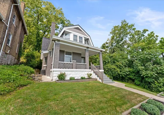Photo 4 of Single family home for sale at 6 Summer Hl Ave, Newport, KY 41071 | MLS# 644955 | Listing updated on 2026-09-13