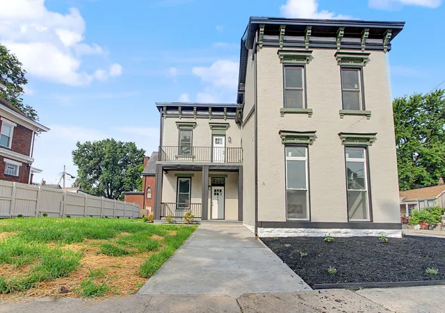 Photo 1 of Single family home for sale at 402 Dayton Ave, Dayton, KY 41074 | MLS# 644684 | Listing updated on 2026-07-15