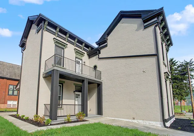 Photo 2 of Single family home for sale at 402 Dayton Ave, Dayton, KY 41074 | MLS# 644684 | Listing updated on 2026-07-15