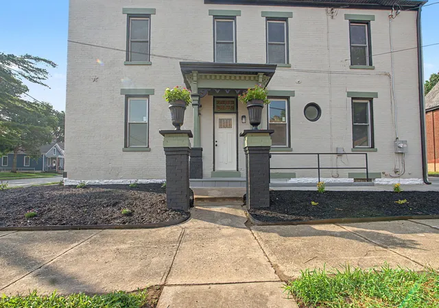 Photo 3 of Single family home for sale at 402 Dayton Ave, Dayton, KY 41074 | MLS# 644684 | Listing updated on 2026-07-15