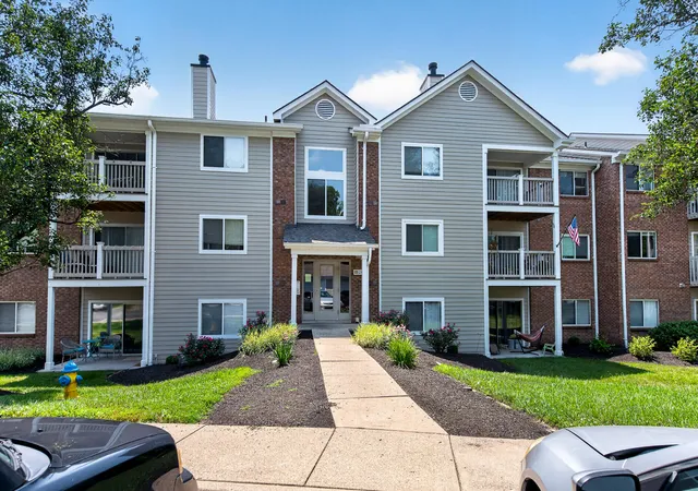 Condo for sale at 70 Creekwood Dr #12, Wilder, KY 41071 | MLS# 644755