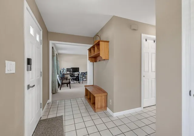 2nd image of 3322 Kingsburg Ct, Erlanger, KY 41018 | MLS# 644720