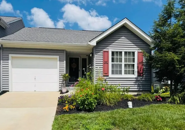 Photo 1 of Sale Pending at 822 Horseshoe Ln, Florence, KY 41042 | MLS# 644753 | Listing updated on 2026-08-31