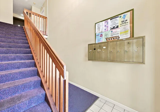 3rd image of 130 Pine Lake Dr #7, Erlanger, KY 41018 | MLS# 644751