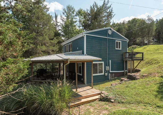 Photo 2 of Sale Pending at 310 Greene Rd, Williamstown, KY 41097 | MLS# 644748 | Listing updated on 2026-09-09
