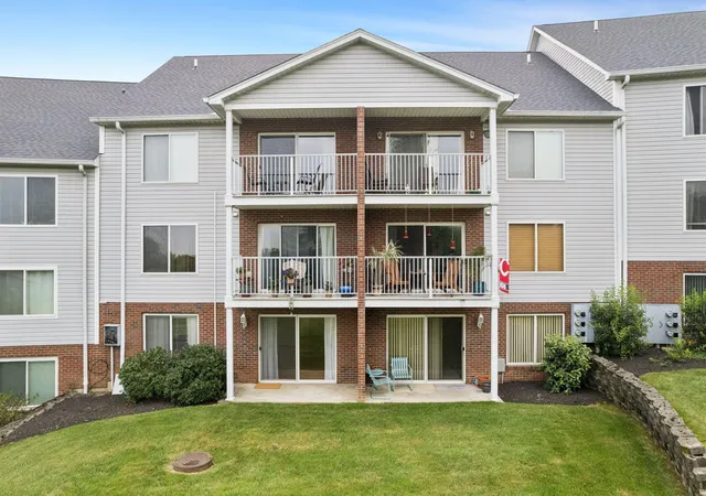 Photo 4 of Condo for sale at 14 Carriage House Dr, Fort Thomas, KY 41075 | MLS# 644809 | Listing updated on 2026-09-11