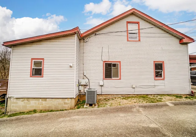 47th image of 29 N Main St #A, Walton, KY 41094 | MLS# 644757