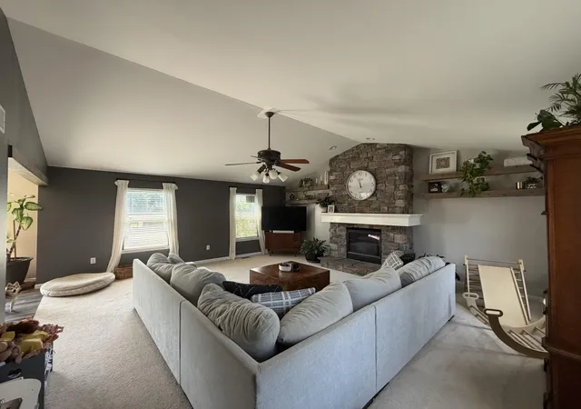2nd image of 2011 Falling Water Ln, Hebron, KY 41048 | MLS# 644760