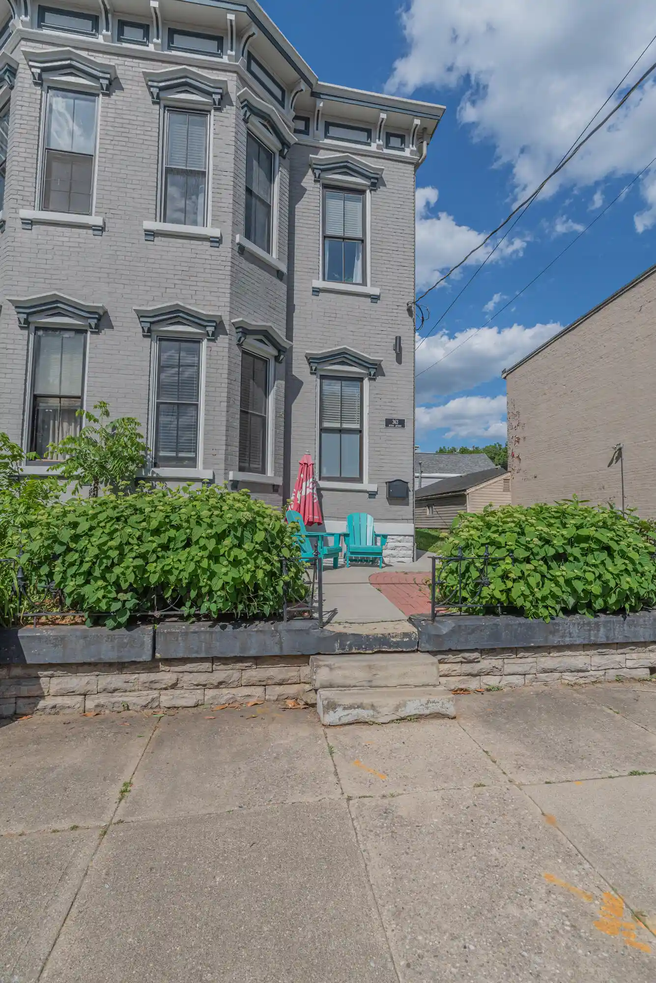 Townhouse for sale at 363 Berry Ave, Bellevue, KY 41073 | MLS# 646930