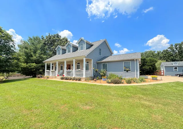 2nd image of 318 Lauren Ln, Alexandria, KY 41001 | MLS# 644802
