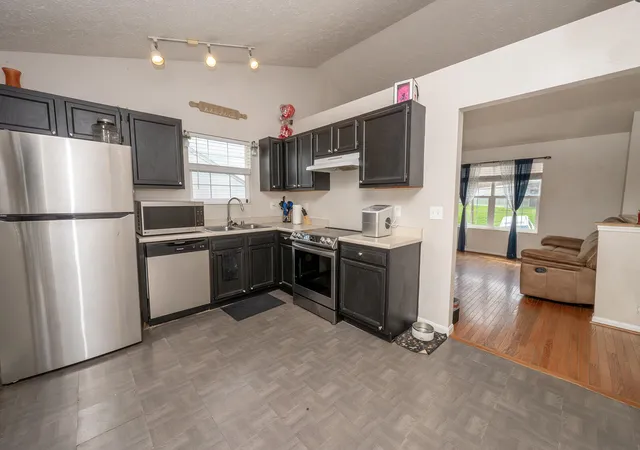 2nd image of 29 School Rd, Walton, KY 41094 | MLS# 644865